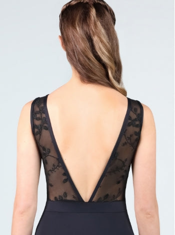 Suffolk Lily Bateau Neck Leo
