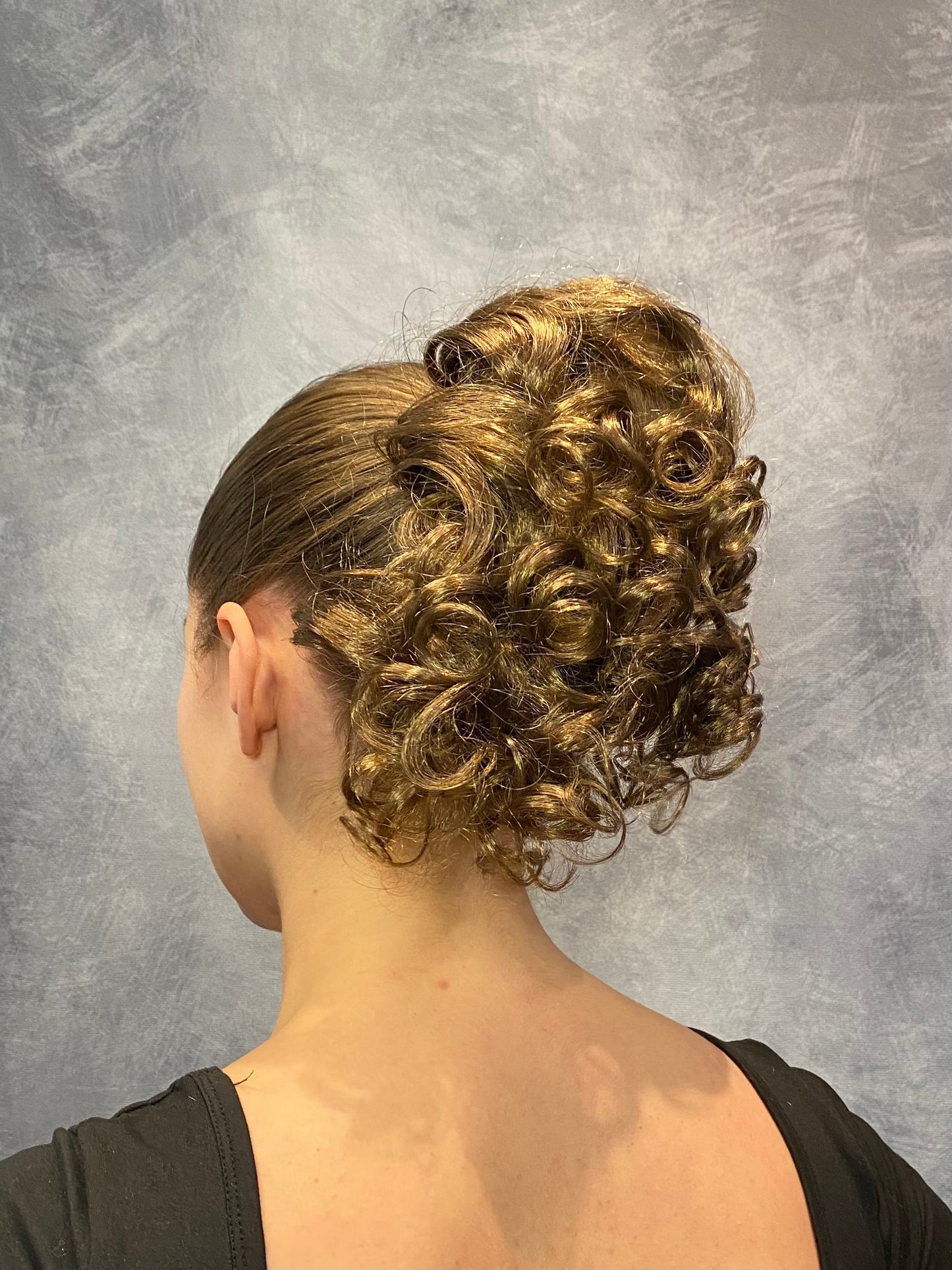 Dancer Hairdos Long Loose Curls