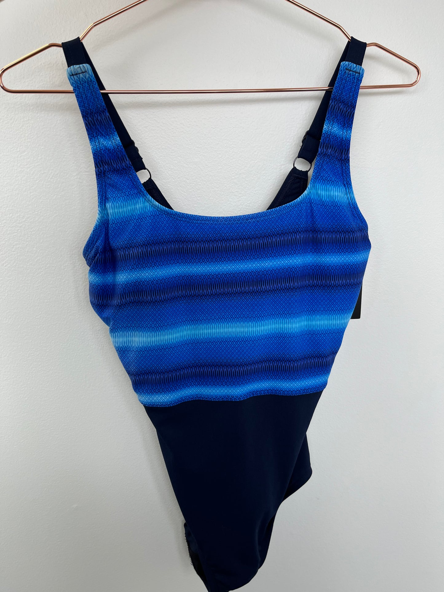 TYR SCOOP NECK SWIMSUIT